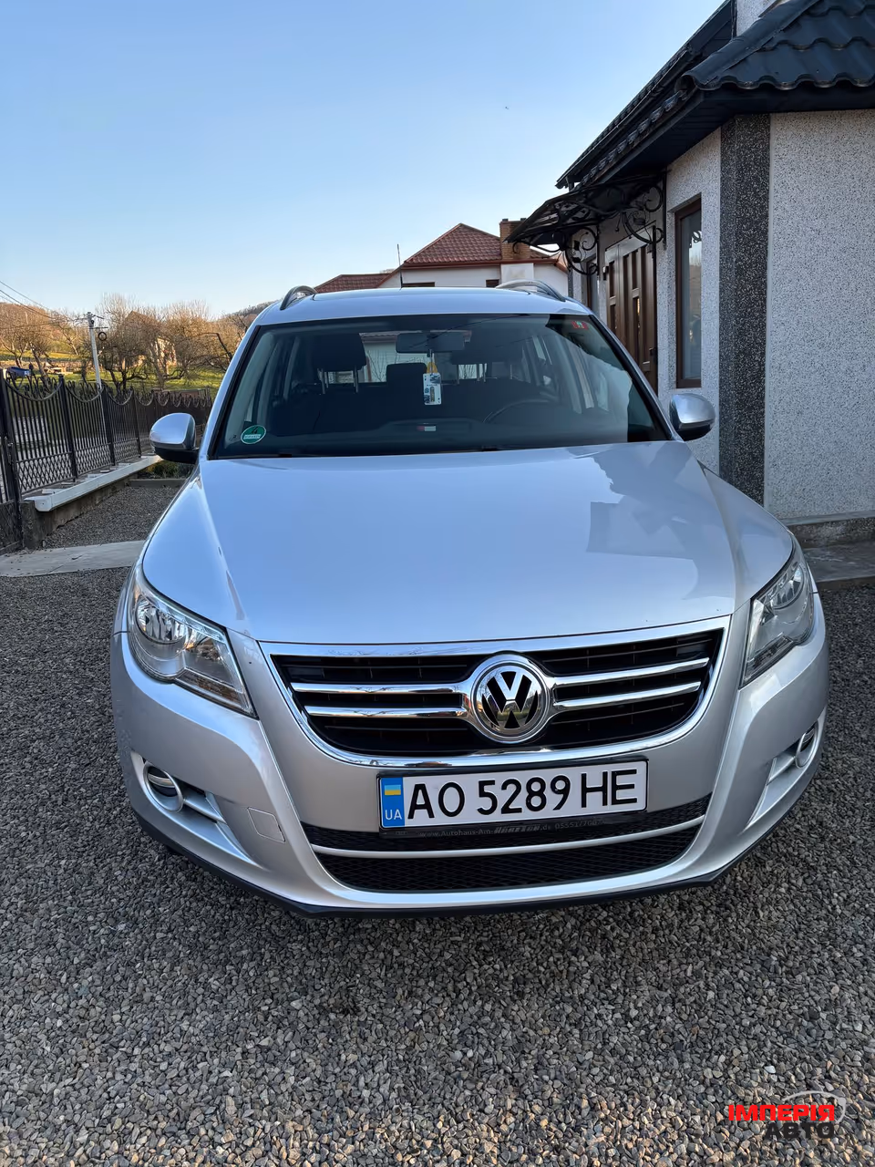 Volkswagen Tiguan - фото 2