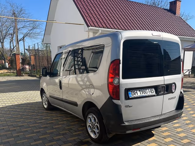 Fiat Doblo - фото 1