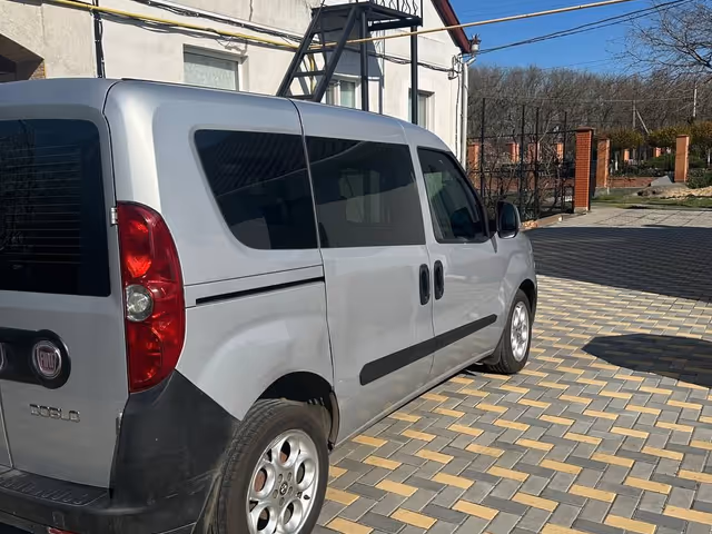 Fiat Doblo - фото 5