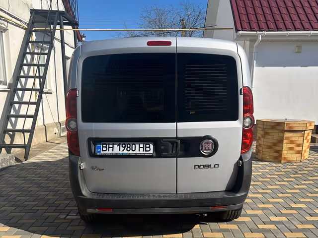 Fiat Doblo - фото 2