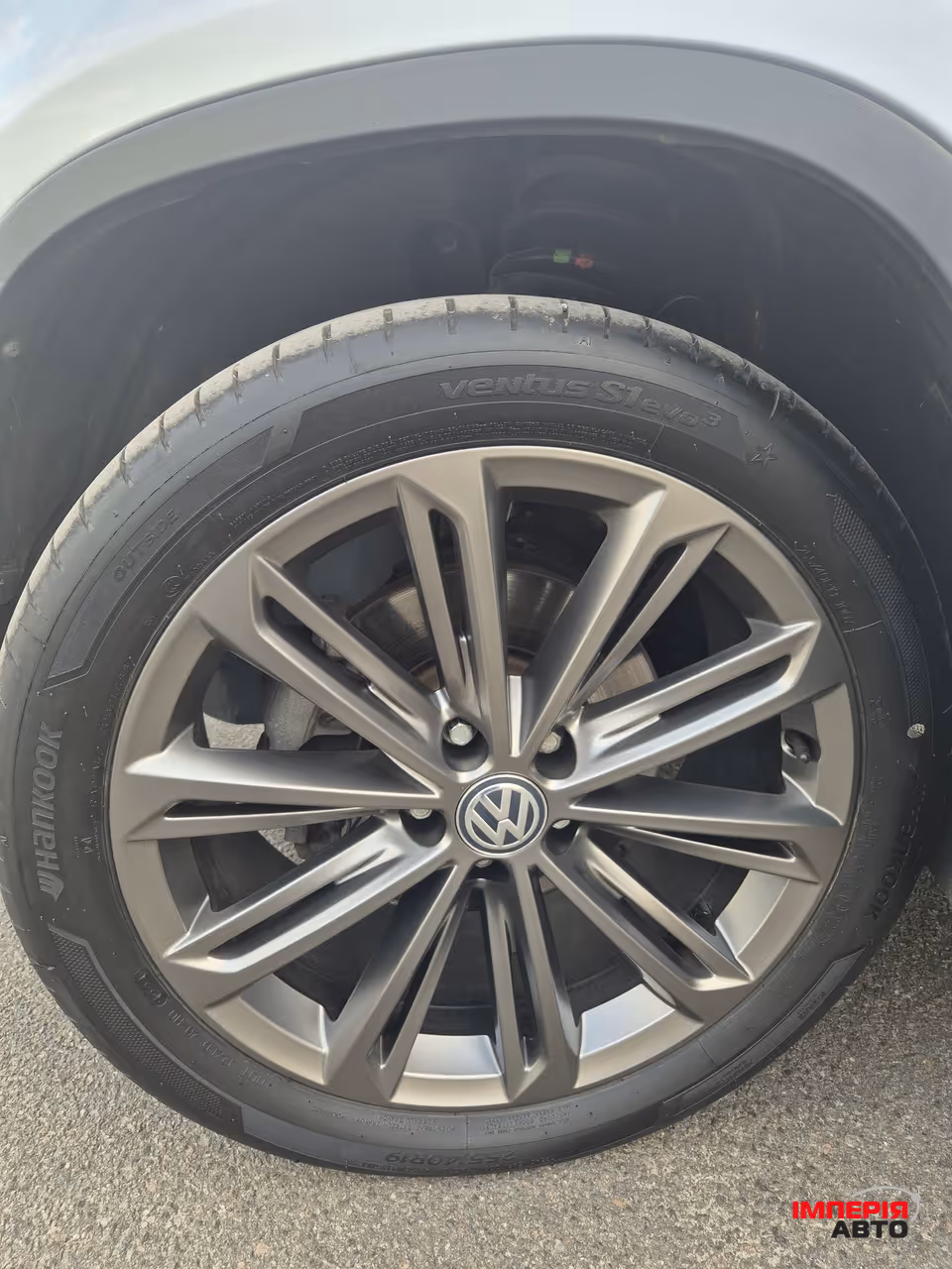 Volkswagen Tiguan - фото 23