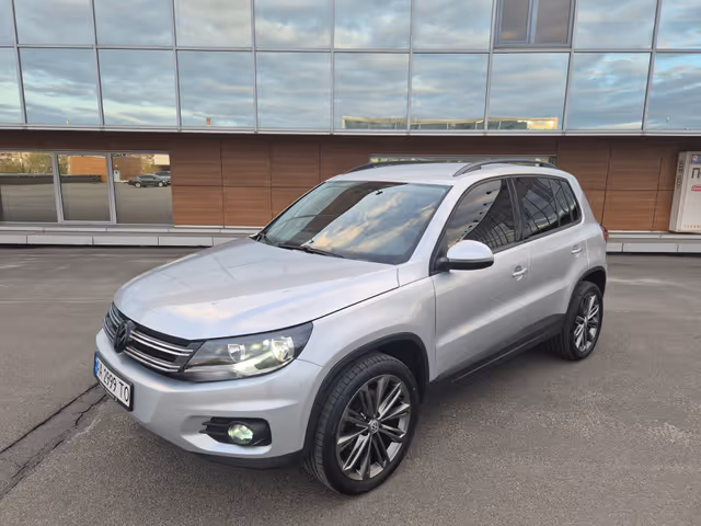 Volkswagen Tiguan - фото 5