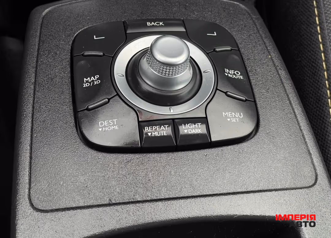 Renault Megane - фото 17