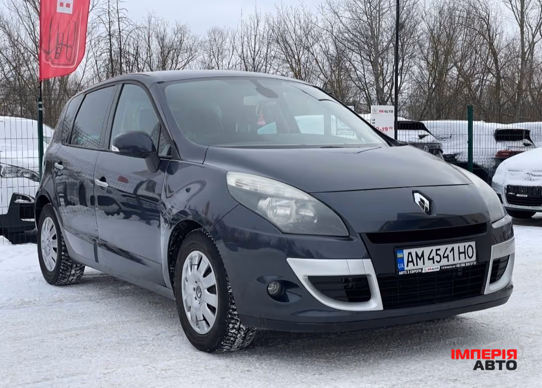 Renault Megane - фото 3