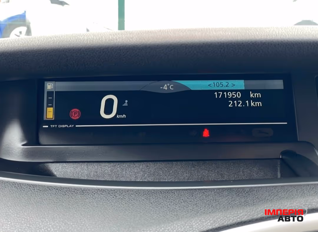 Renault Megane - фото 14