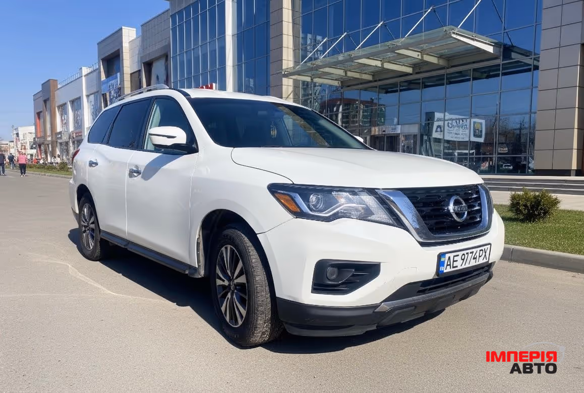 Nissan Pathfinder - фото 4
