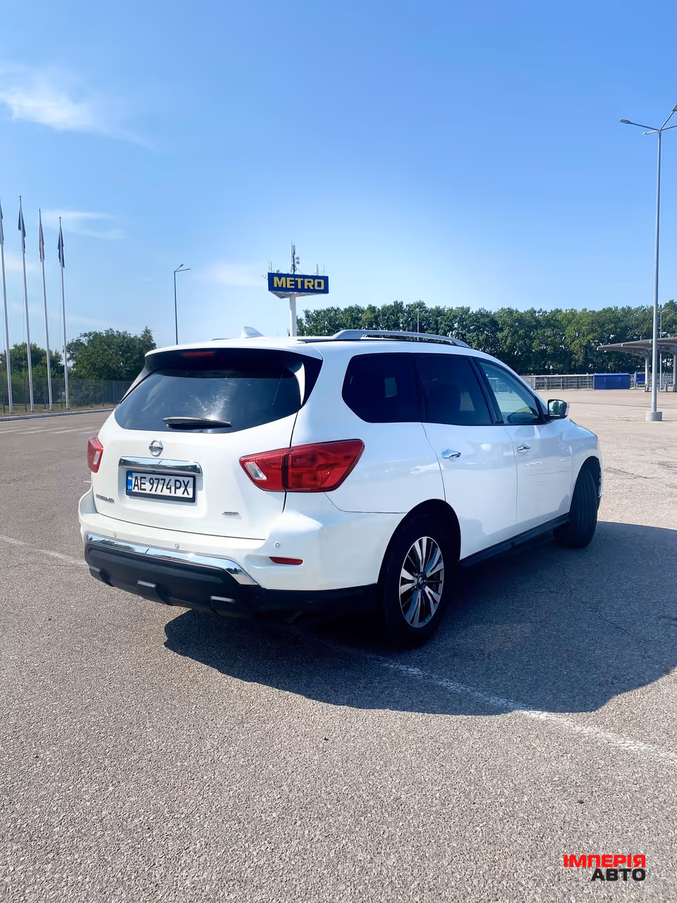 Nissan Pathfinder - фото 3