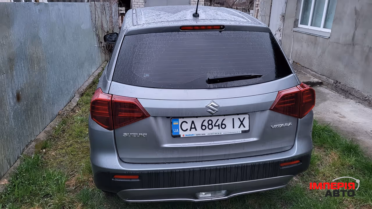 Suzuki Vitara - фото 3