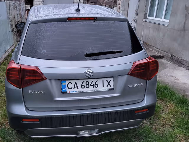Suzuki Vitara - фото 3