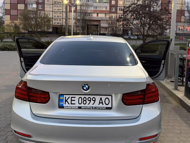 BMW 3 серії - фото 3