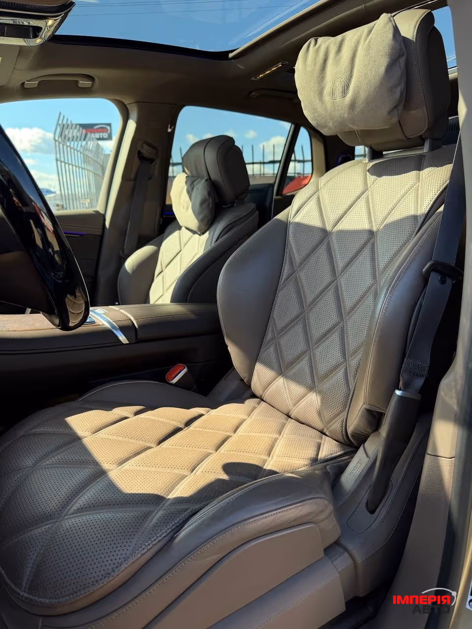 Mercedes-Benz Maybach EQS SUV - фото 10