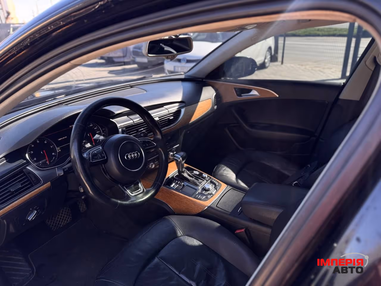 Audi A6 - фото 7