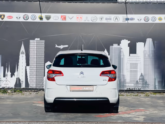 Citroen C4 - фото 4