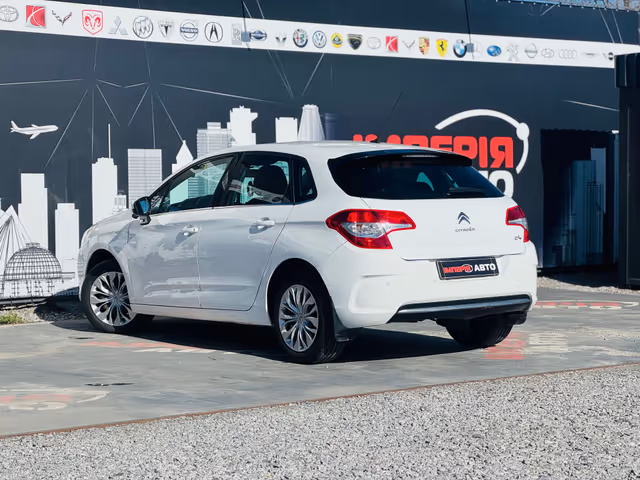 Citroen C4 - фото 5