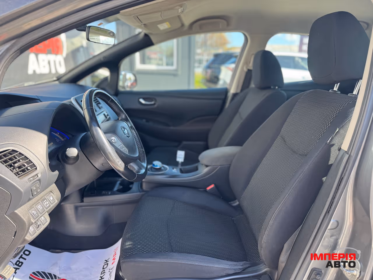 Nissan Leaf - фото 7