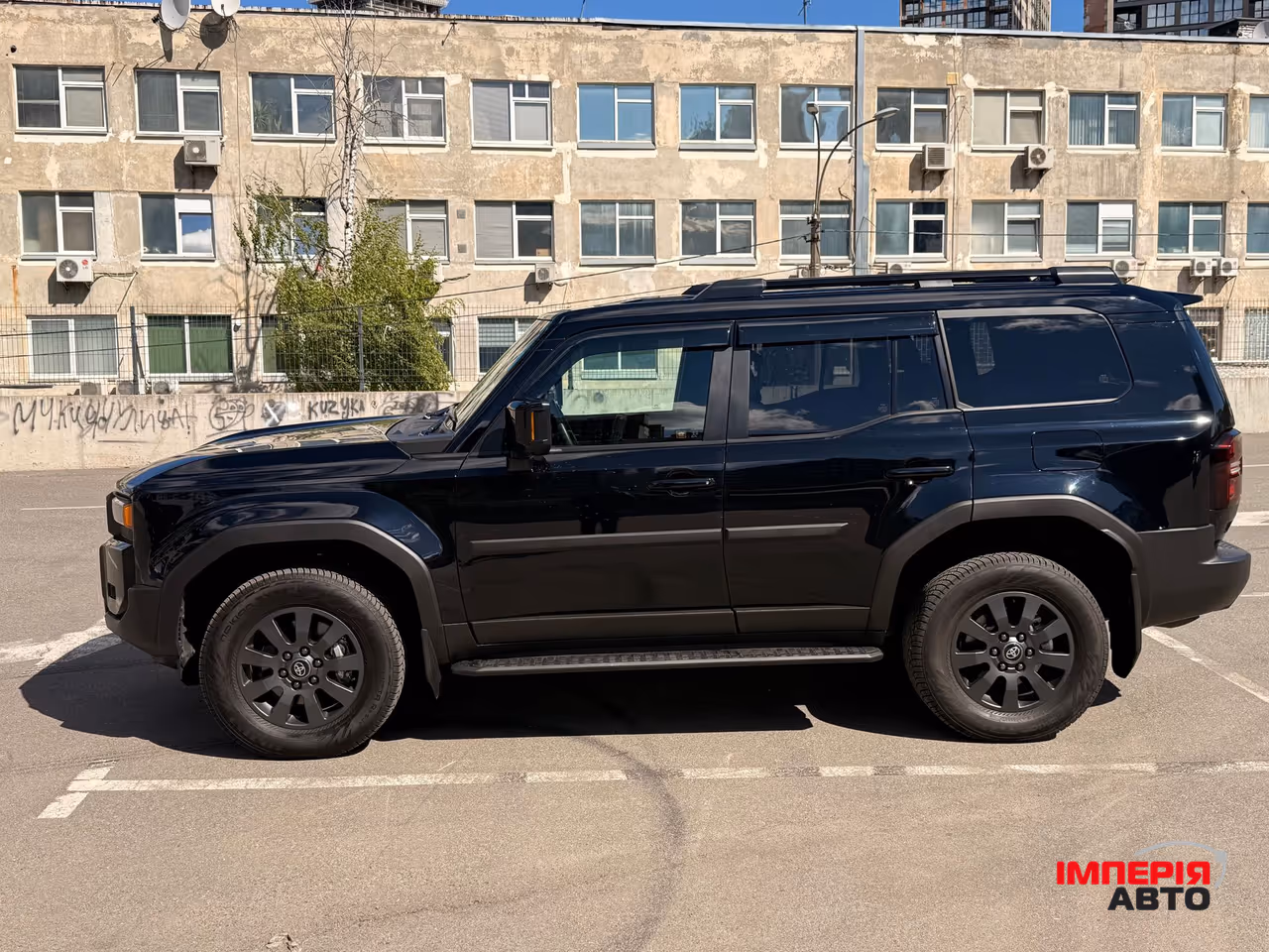 Toyota Land Cruiser Prado - фото 3