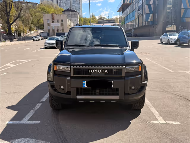 Toyota Land Cruiser Prado - фото 1