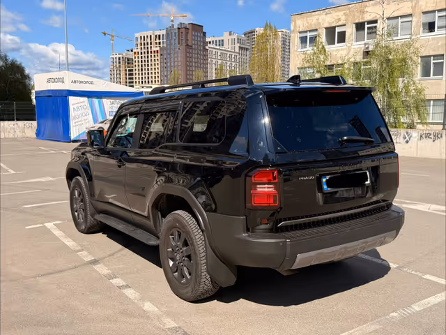 Toyota Land Cruiser Prado - фото 4