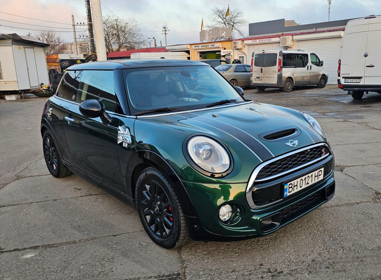 Mini Hatch - фото 1