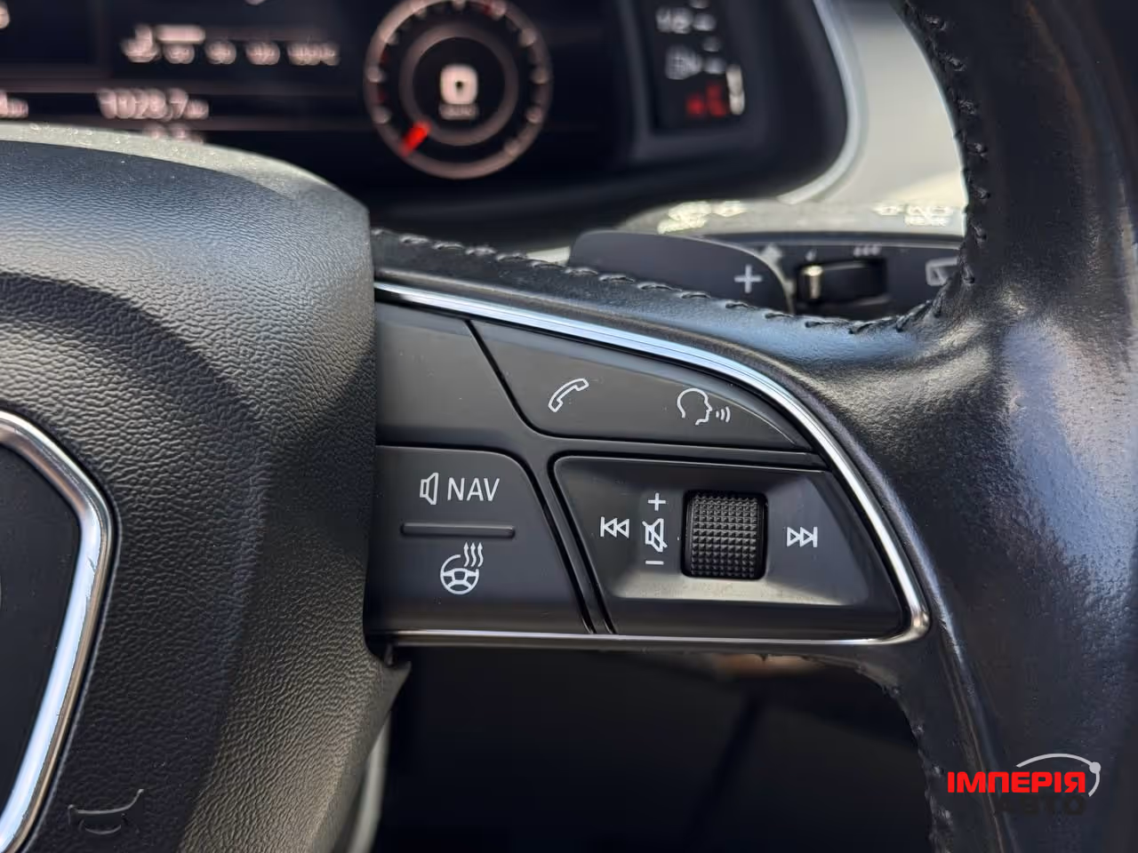Audi Q7 - фото 51
