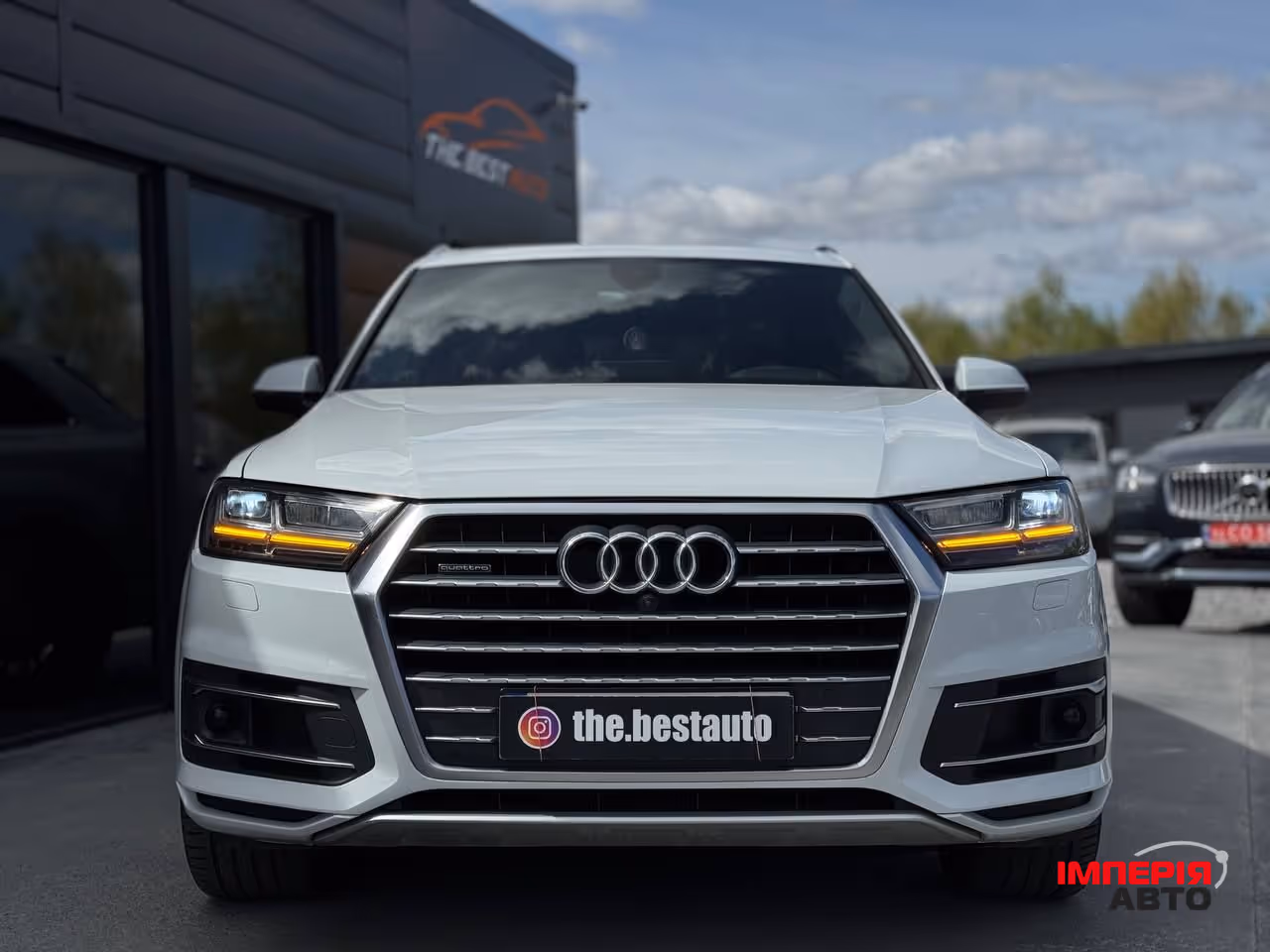 Audi Q7 - фото 9