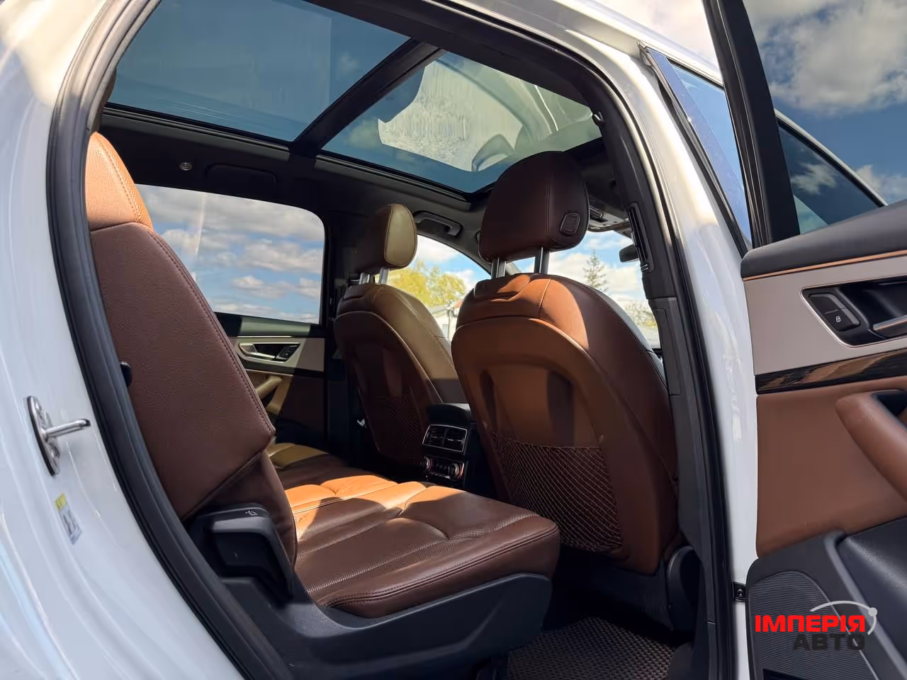 Audi Q7 - фото 78