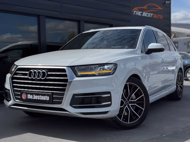 Audi Q7 - фото 1