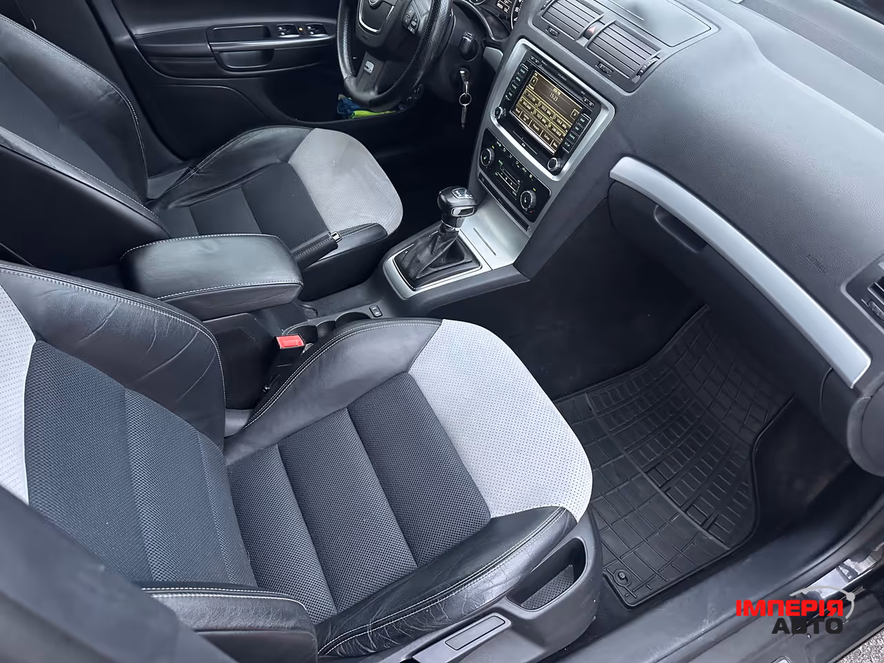 Skoda Octavia RS - фото 10