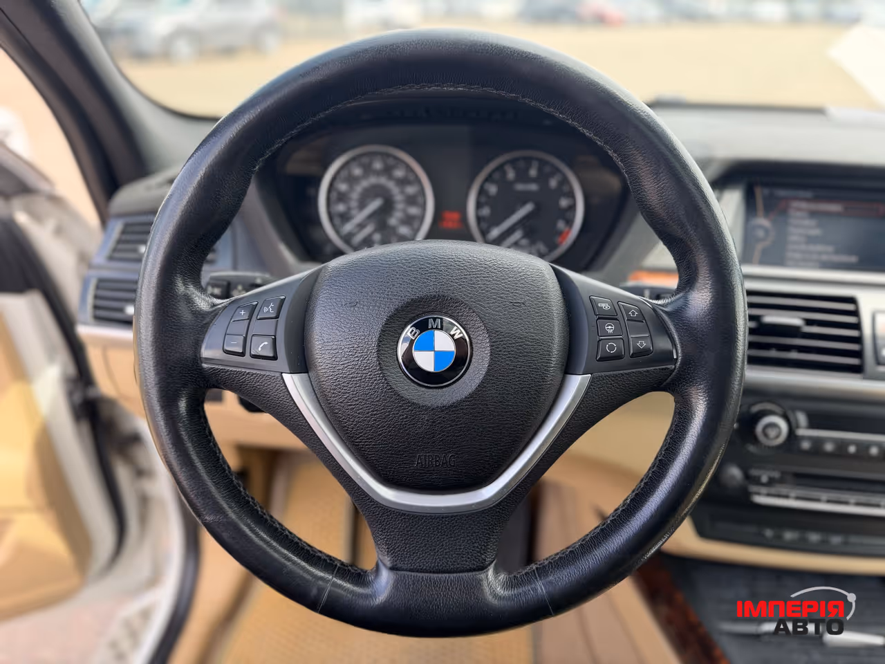 BMW X5 - фото 7