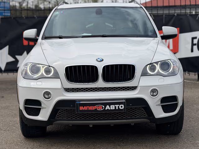 BMW X5 - фото 2