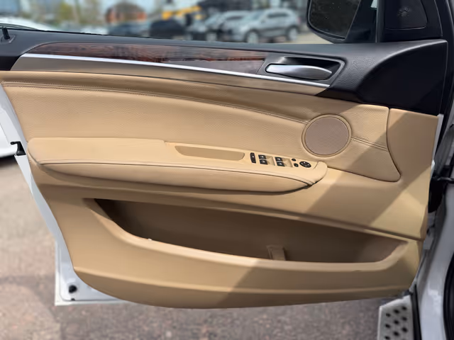BMW X5 - фото 3