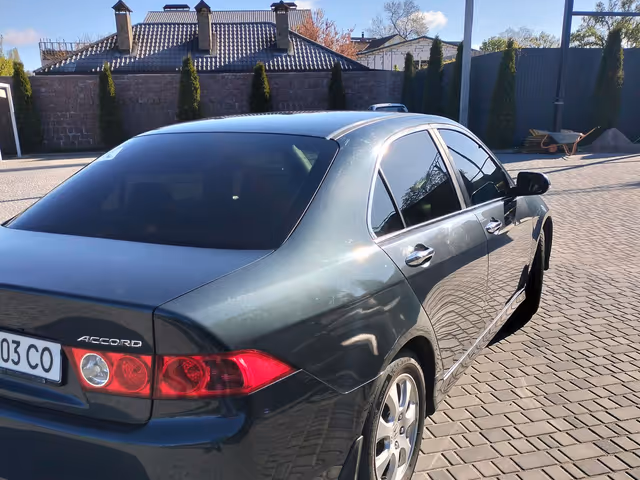 Honda Accord - фото 2