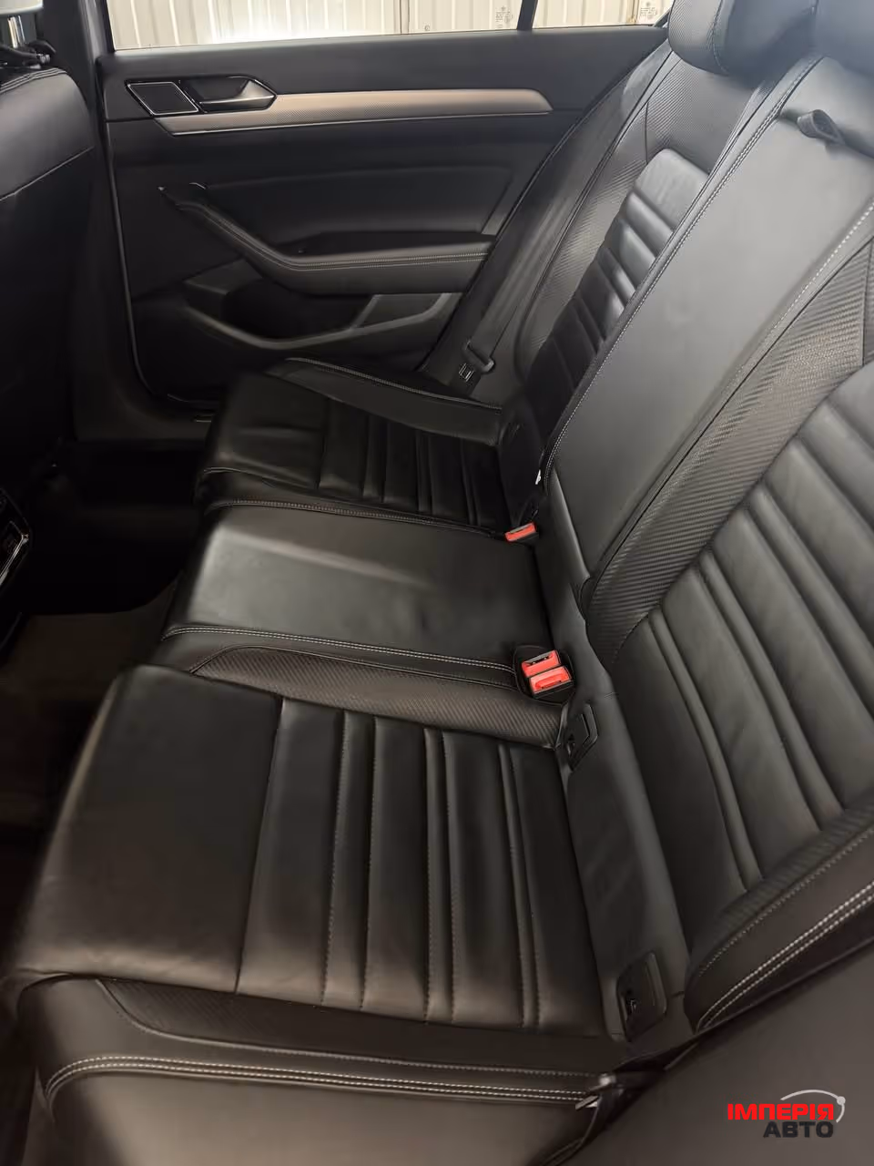 Volkswagen Passat - фото 26
