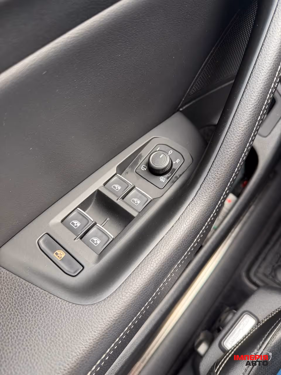 Volkswagen Passat - фото 18