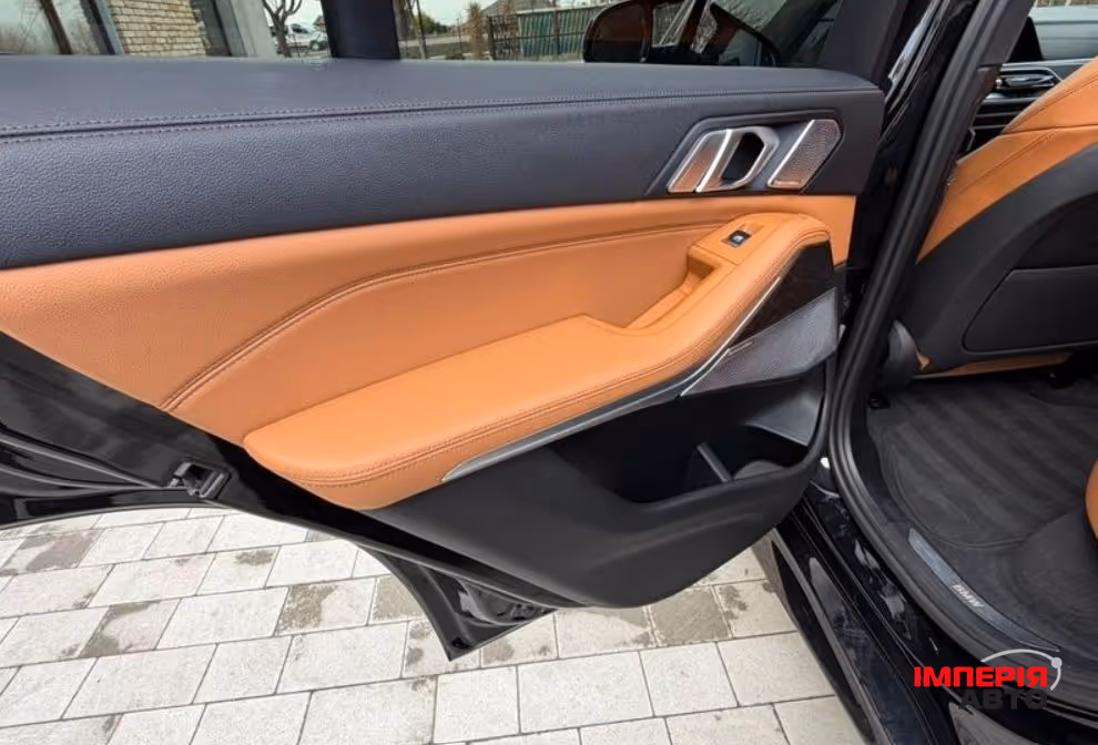 BMW X5 - фото 11