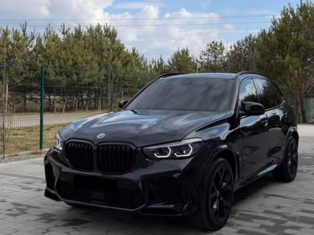 BMW X5 - фото 2