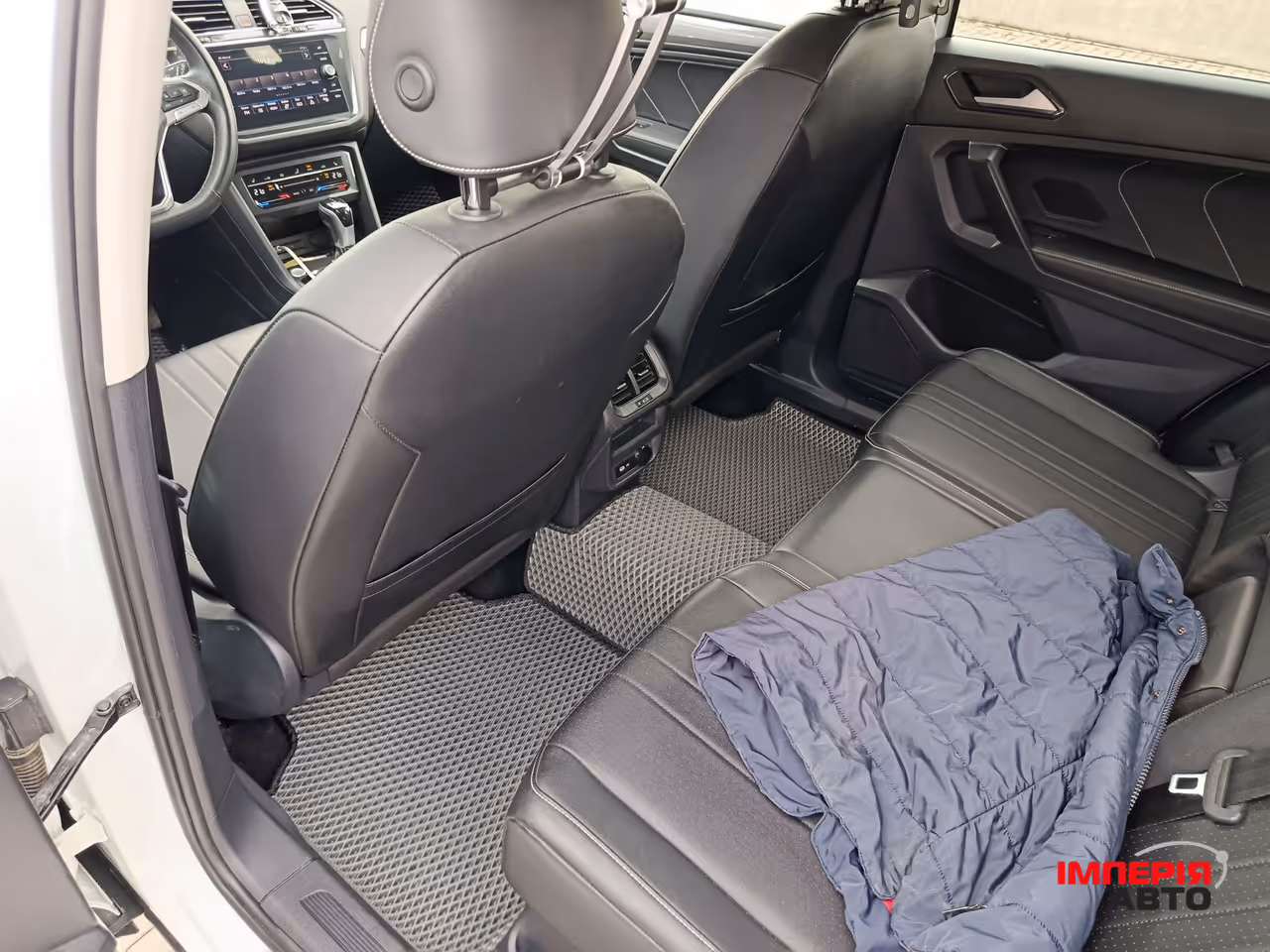 Volkswagen Tiguan - фото 21