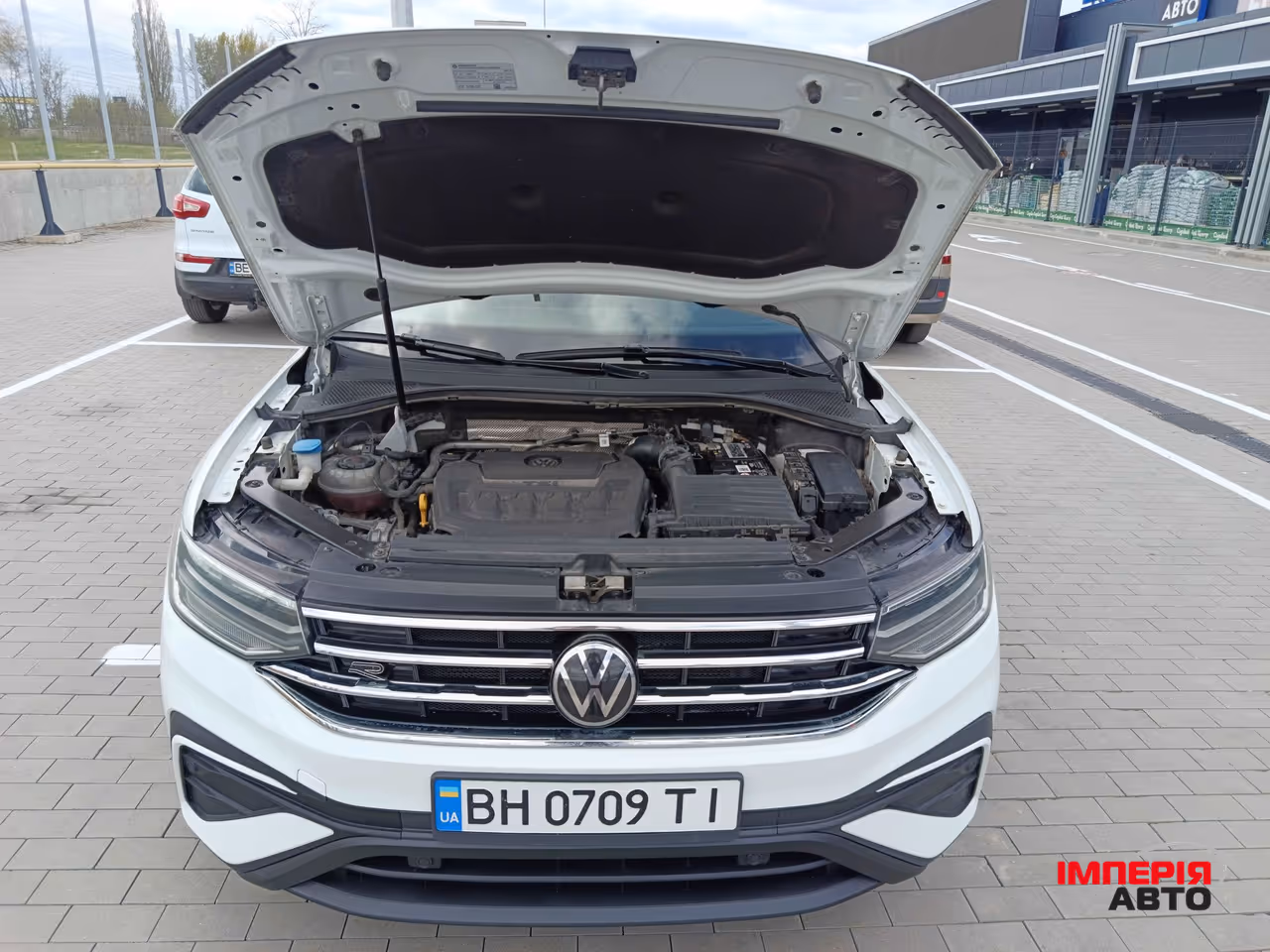 Volkswagen Tiguan - фото 26
