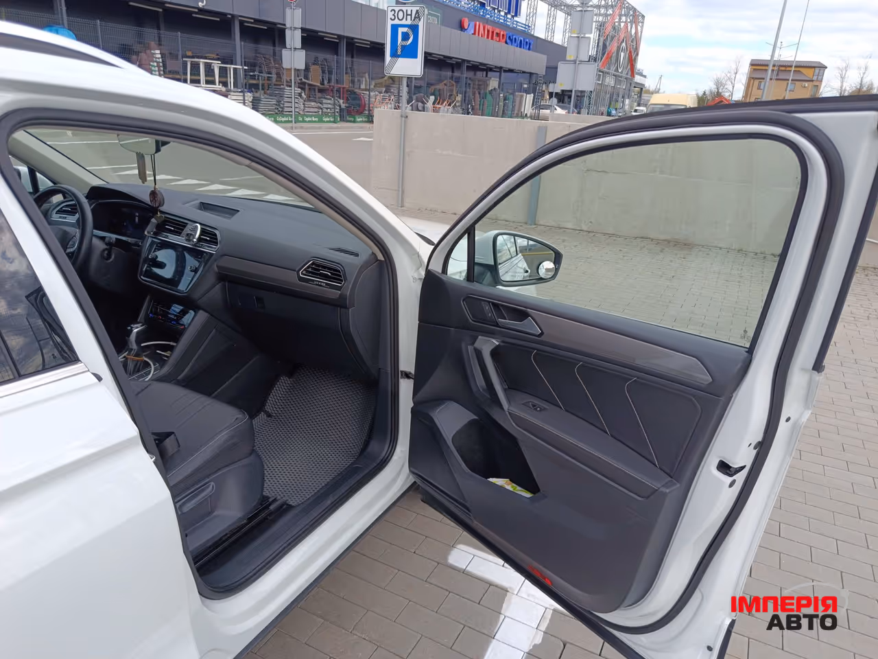Volkswagen Tiguan - фото 23
