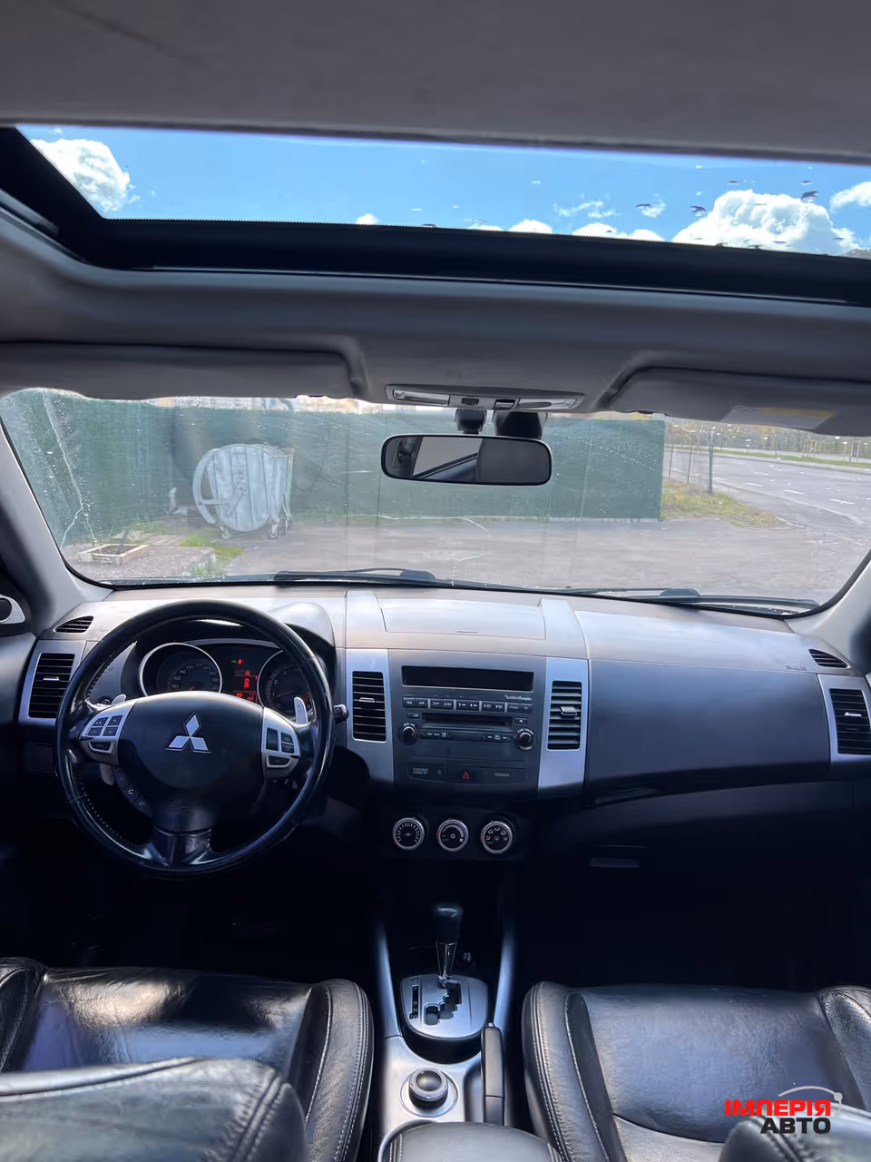Mitsubishi Outlander - фото 9