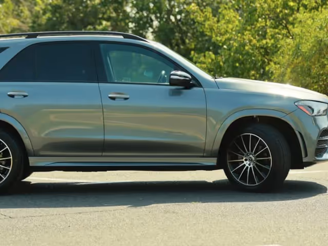 Mercedes-Benz GLE - фото 5