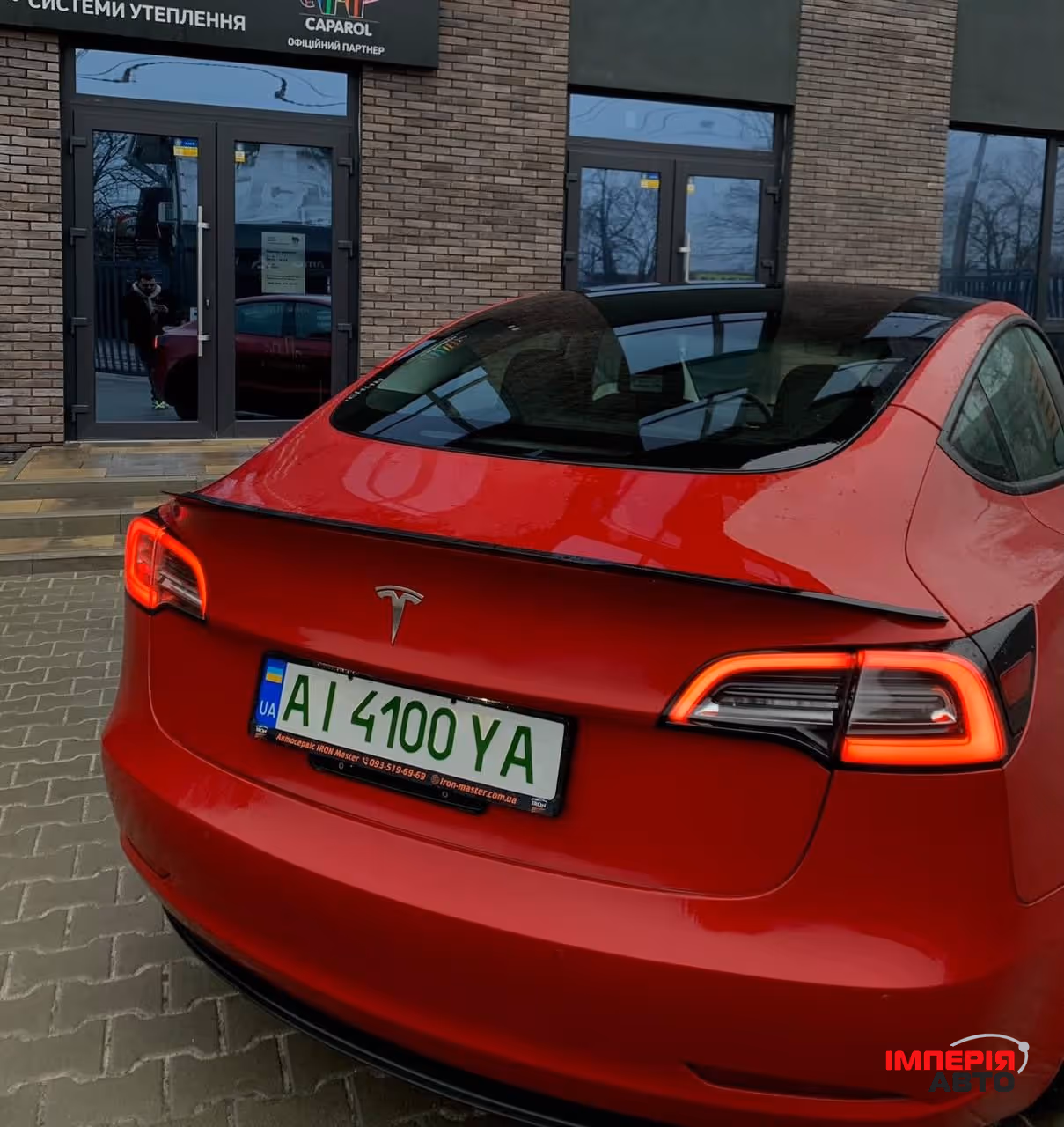 Tesla Model 3 - фото 6