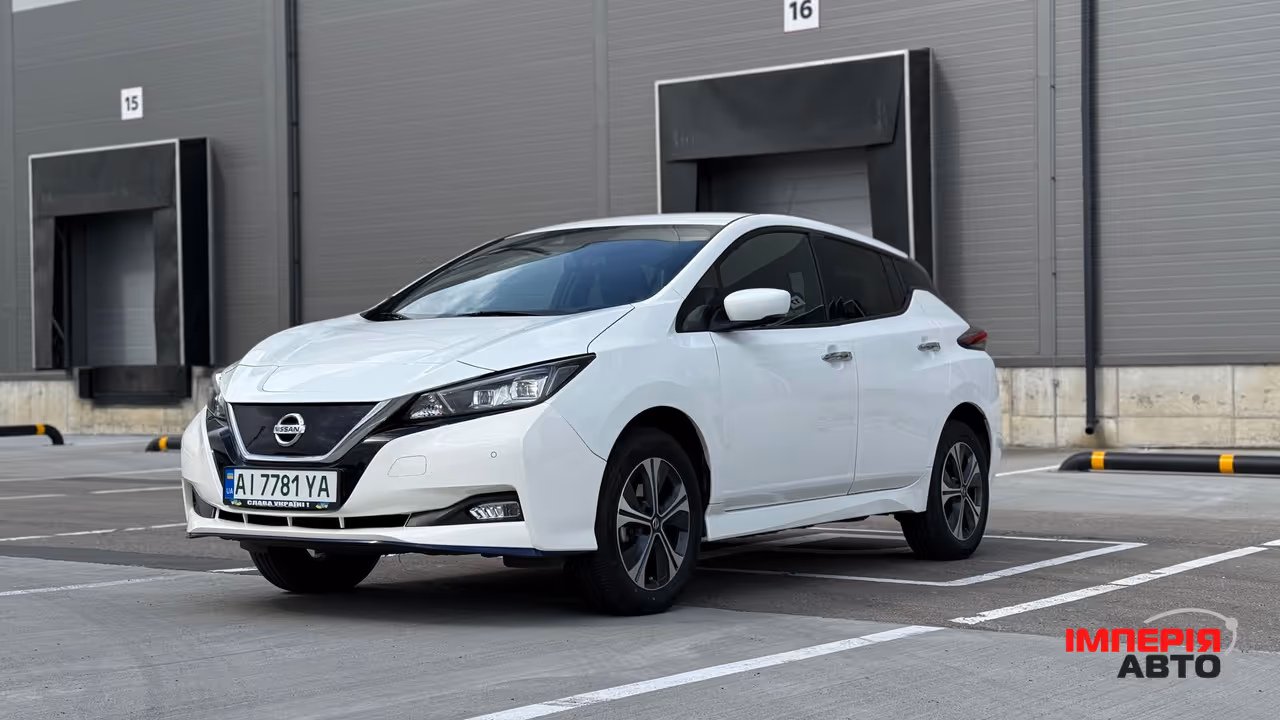Nissan Leaf - фото 10