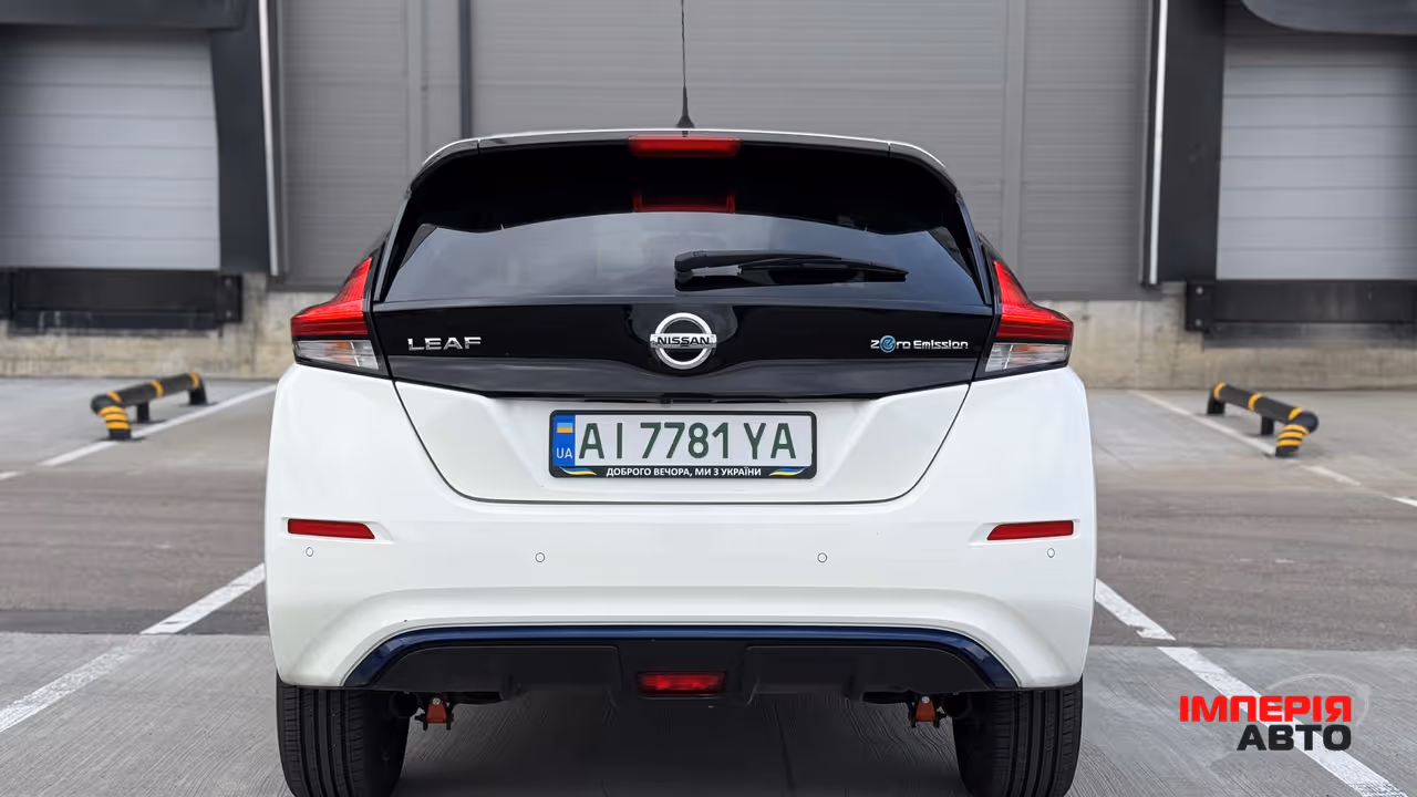 Nissan Leaf - фото 9