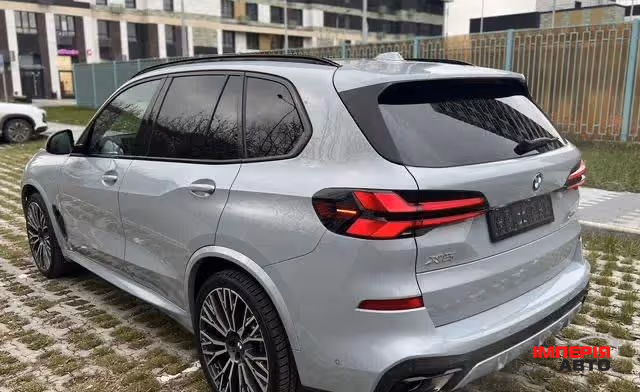 BMW X5 - фото 10