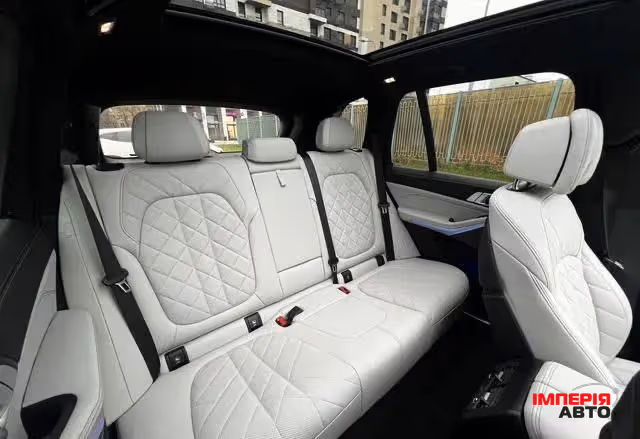 BMW X5 - фото 17