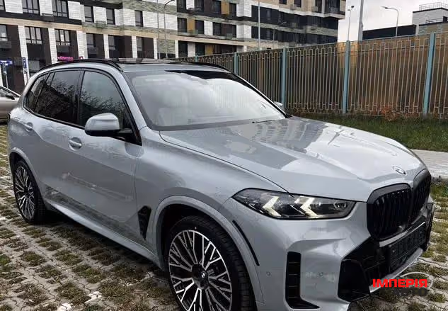 BMW X5 - фото 2