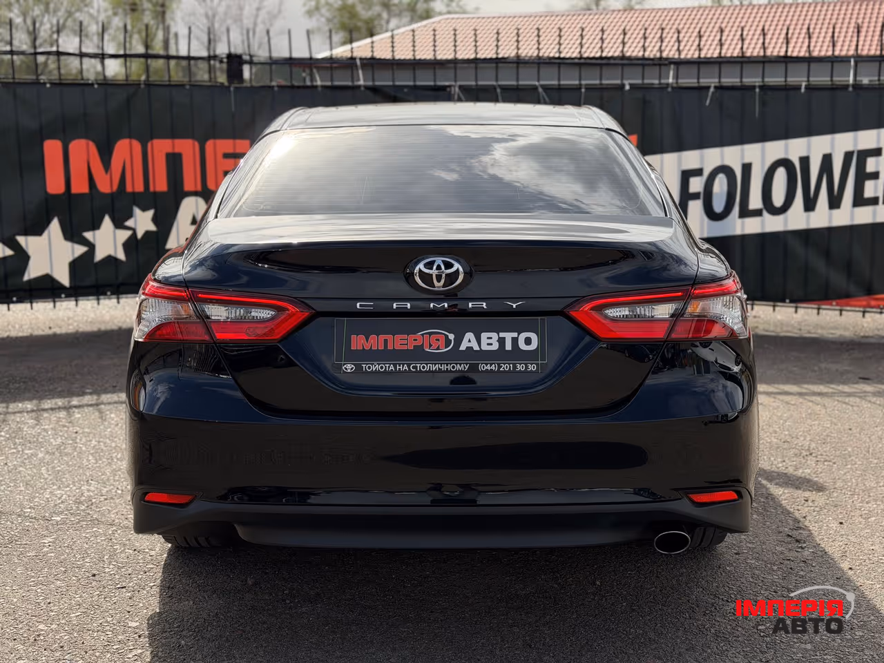 Toyota Camry - фото 16