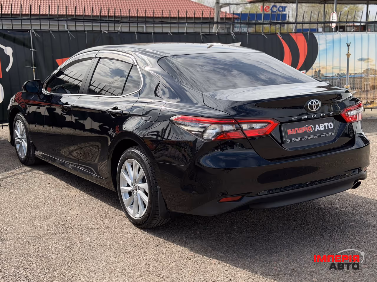 Toyota Camry - фото 15