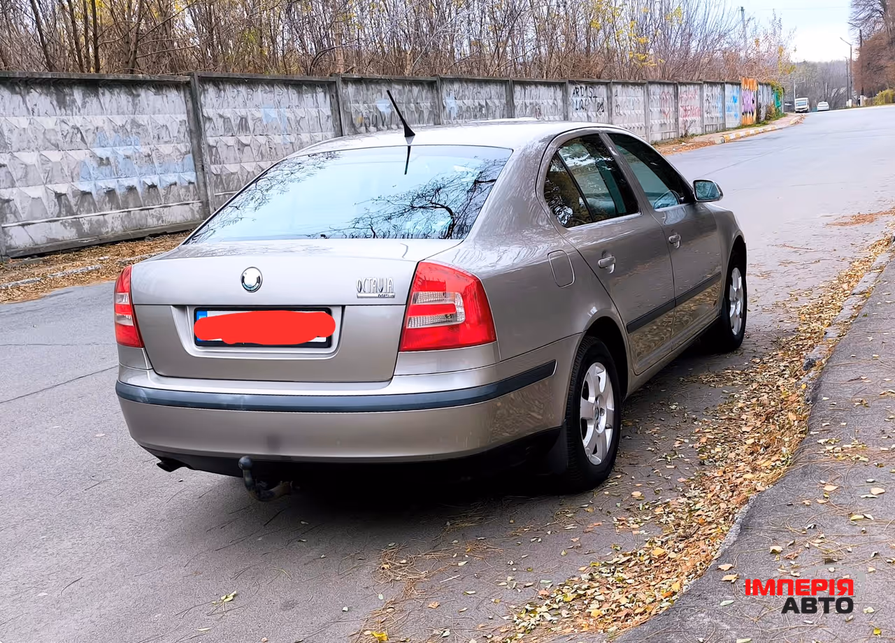 Skoda Octavia - фото 2